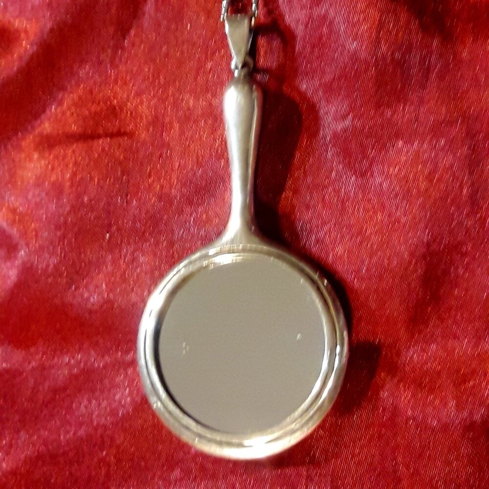 925 Sterling Silver Pendant Vintage 90s Hand Mirror on Silvertone Chain Extender